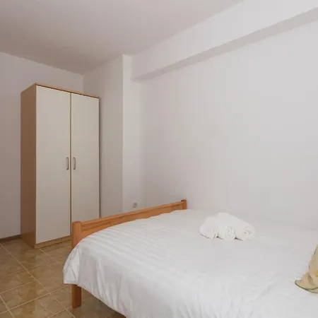 Tamara I Ante 아파트 Vrpolje