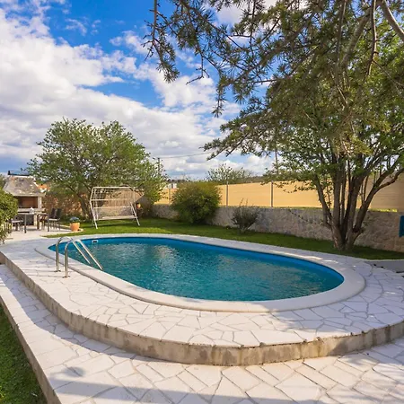 Tamara I Ante 아파트 Vrpolje