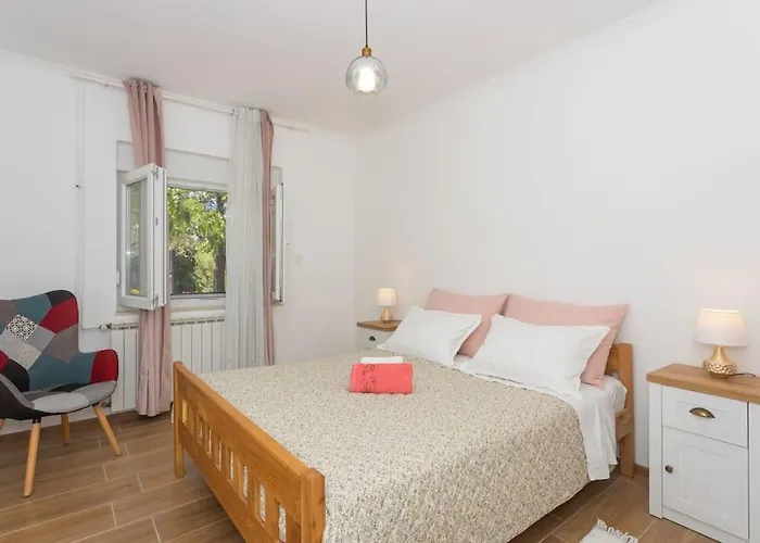 Tamara I Ante דירה